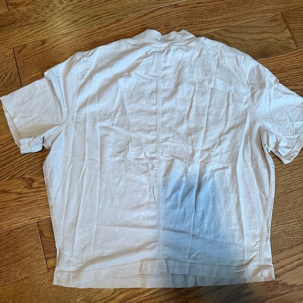 Lululemon mock neck tee - Picture 4 of 5